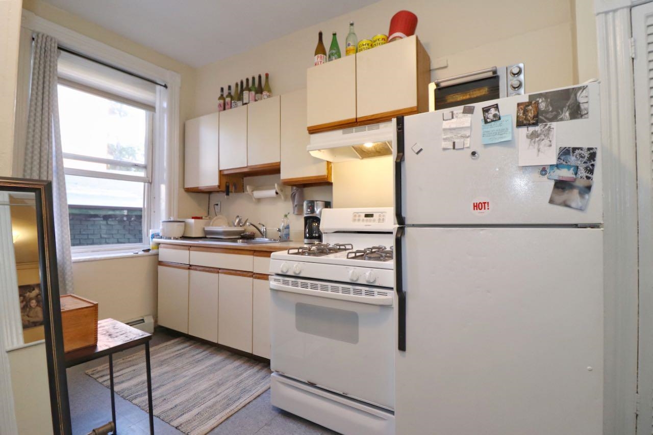 50 BRIGHT ST Unit: 2R