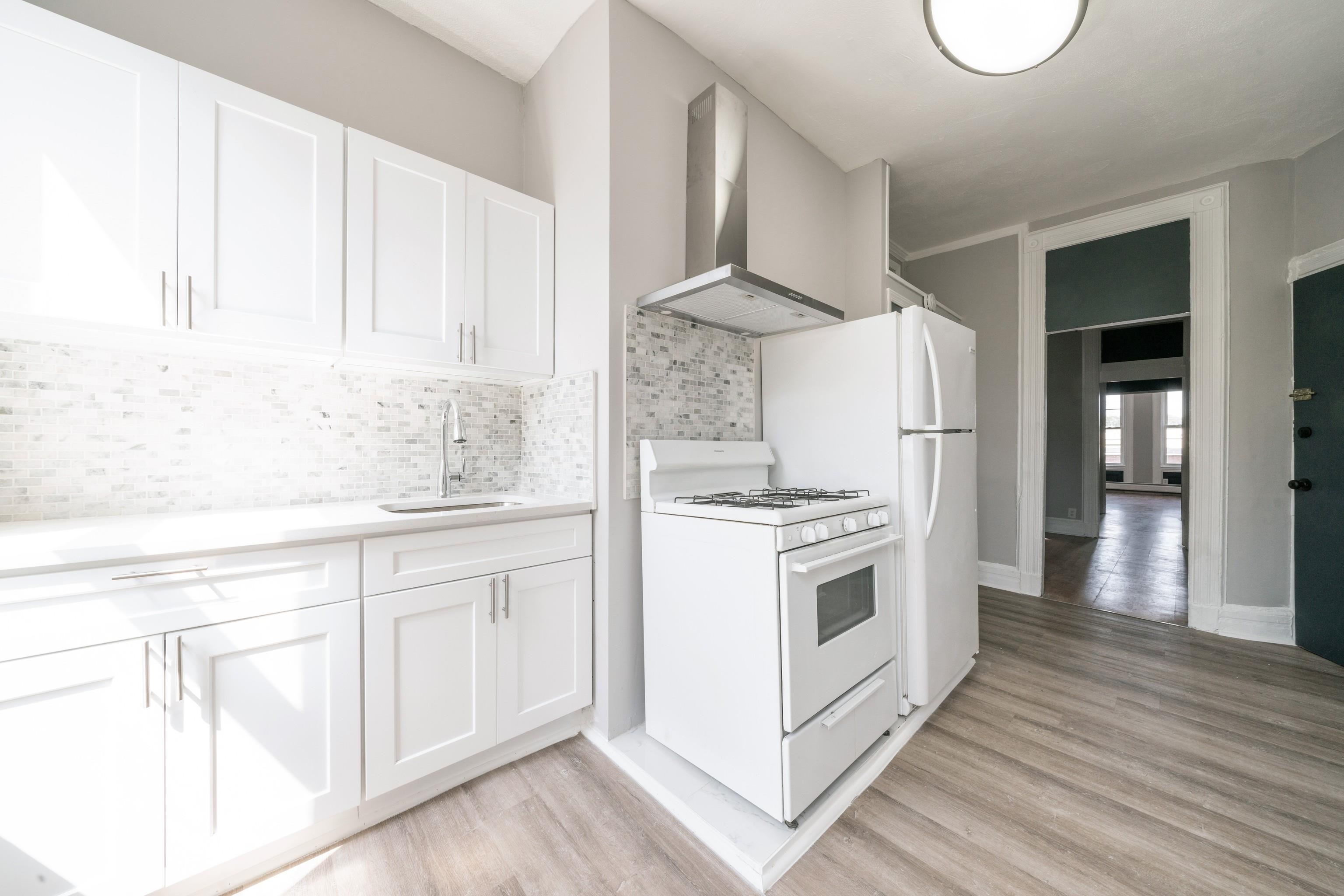139 HOPKINS AVE Unit: 3R (6)