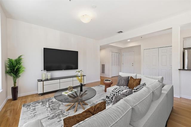 380 NEWARK ST Unit: 2D