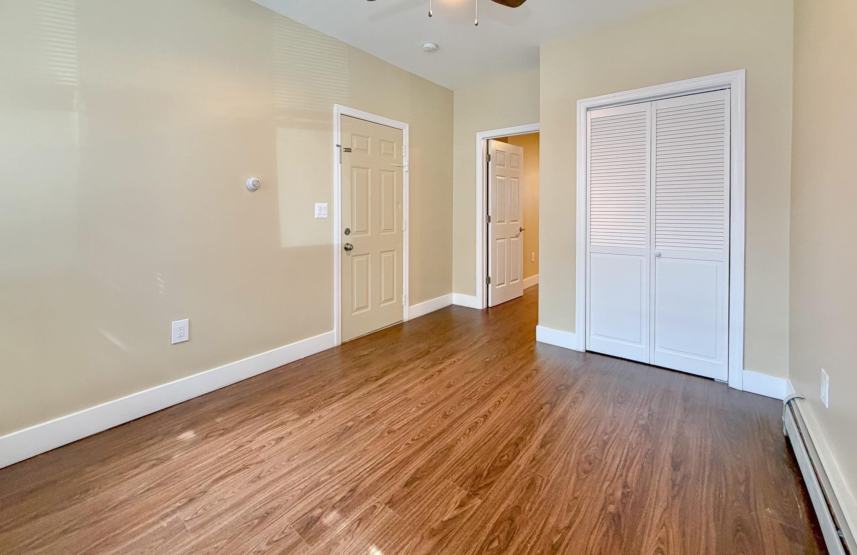 120 68TH ST Unit: 1