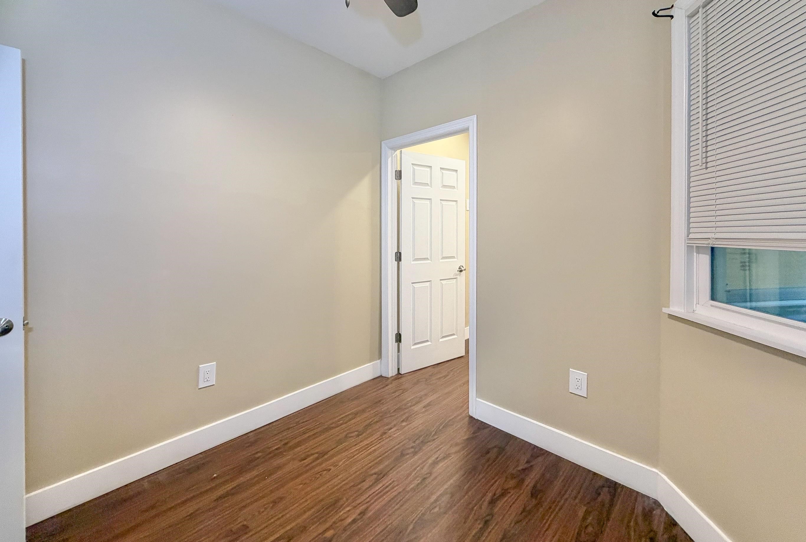 120 68TH ST Unit: 1