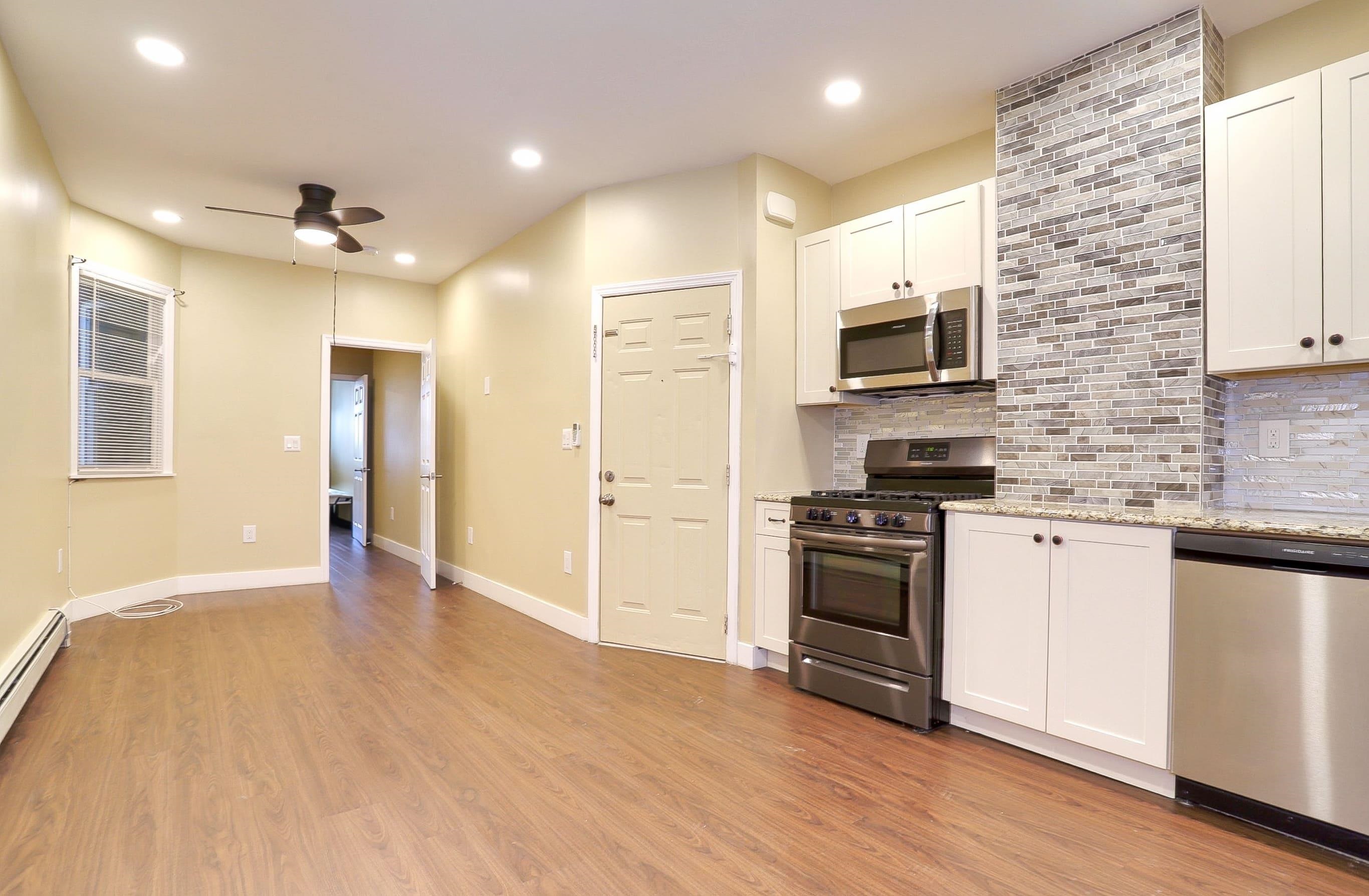 120 68TH ST Unit: 1