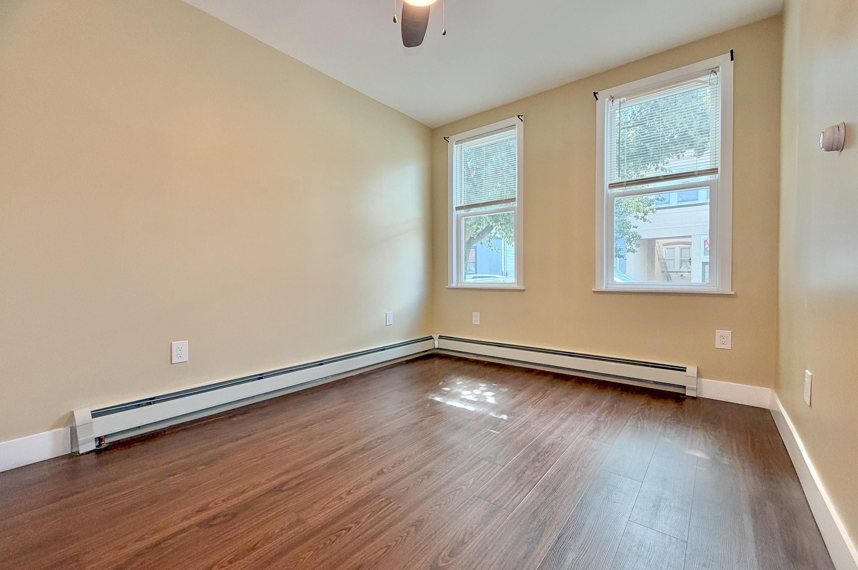 120 68TH ST Unit: 1