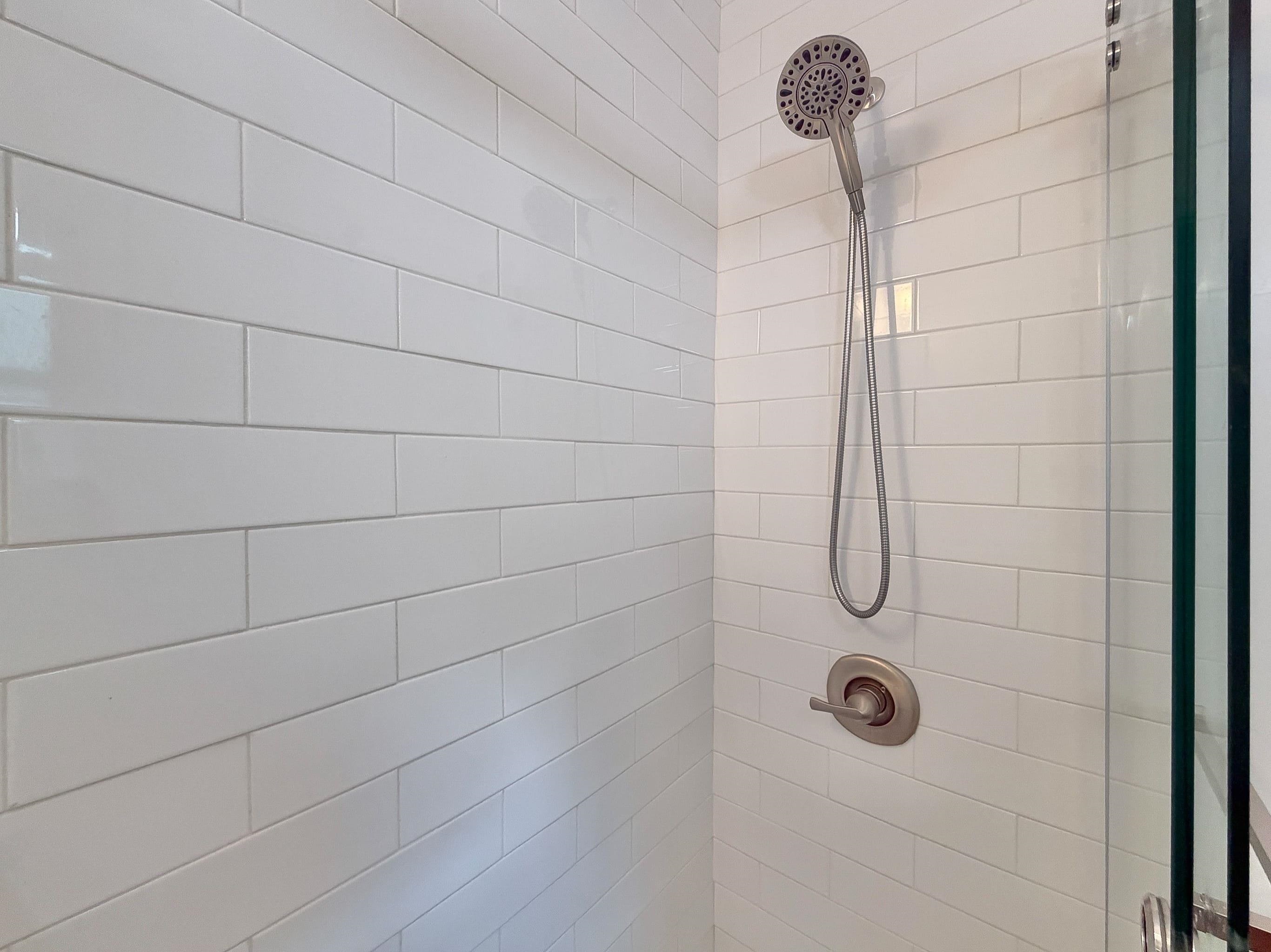 120 68TH ST Unit: 1