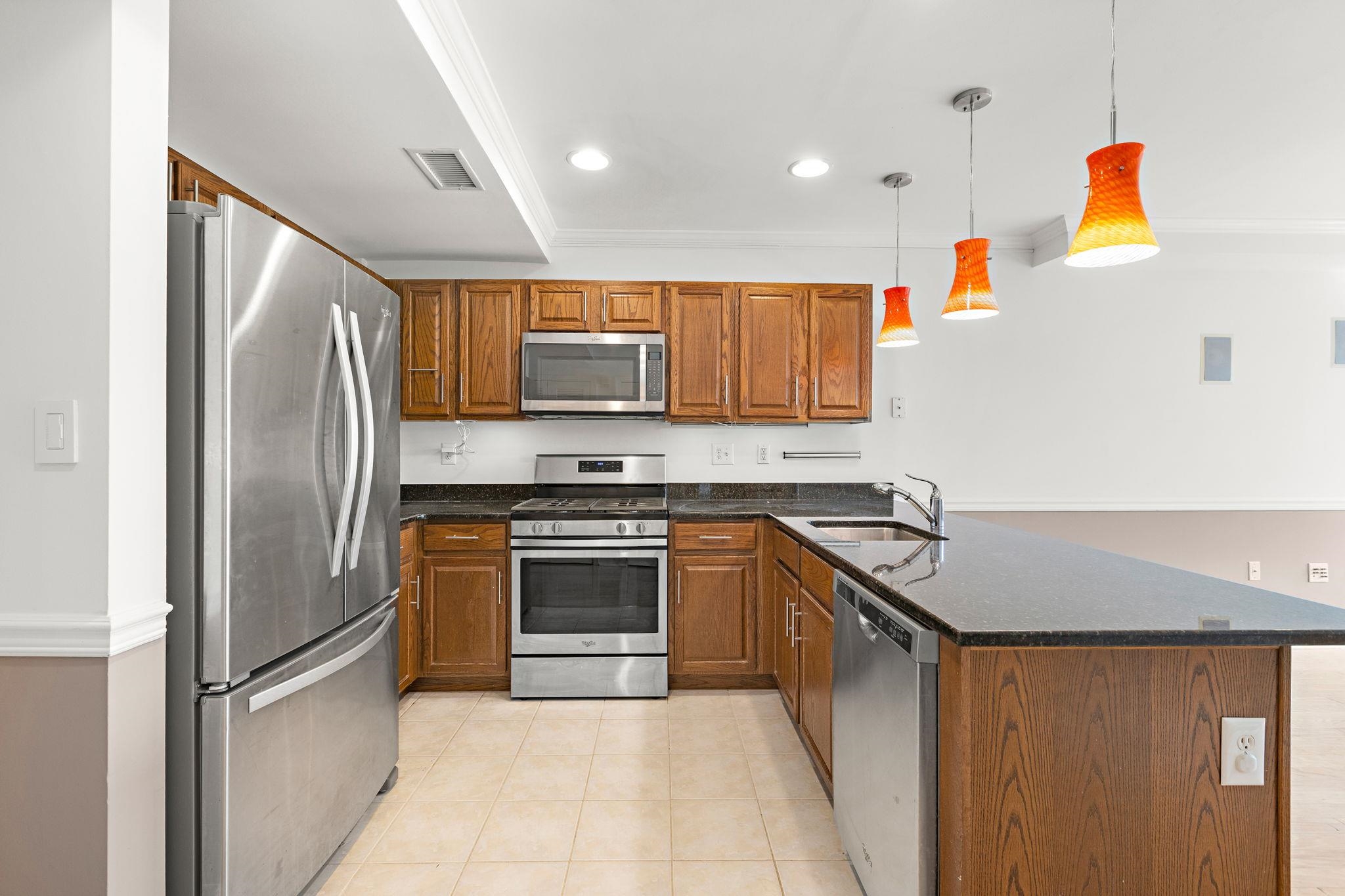 70 ADAMS ST Unit: 5F