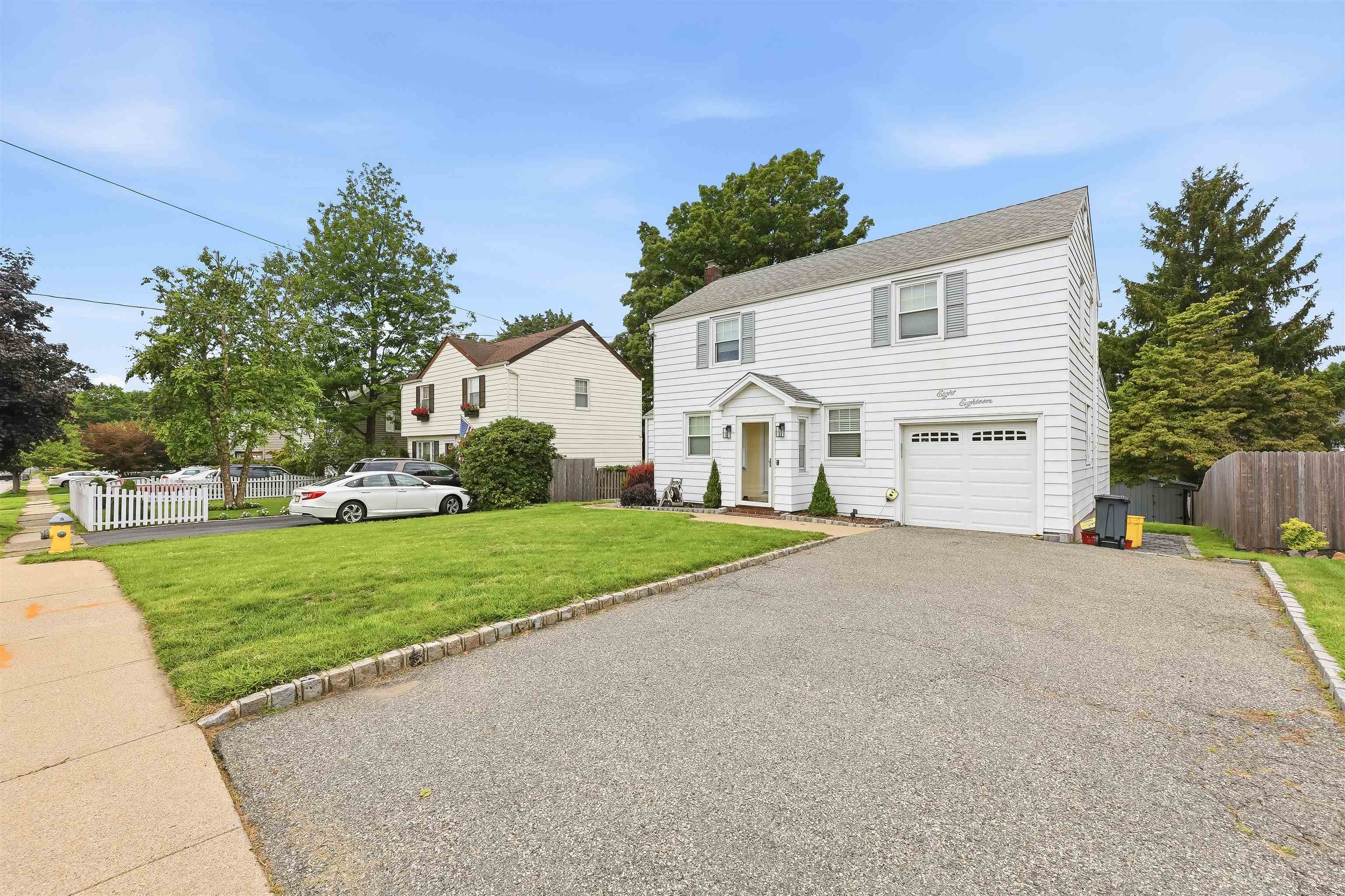 818 RIDGE RD