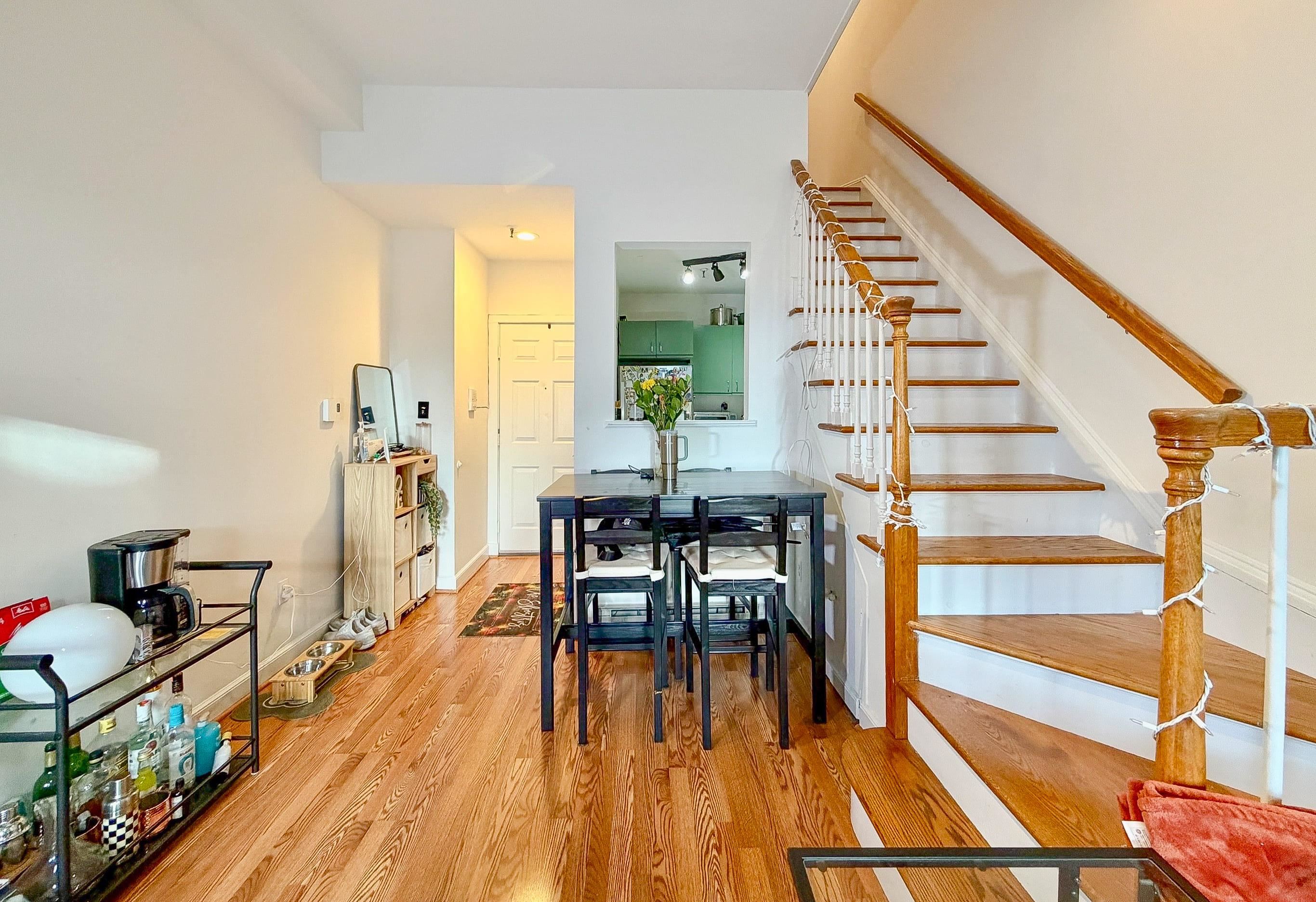 230 MONROE ST Unit: 2RS