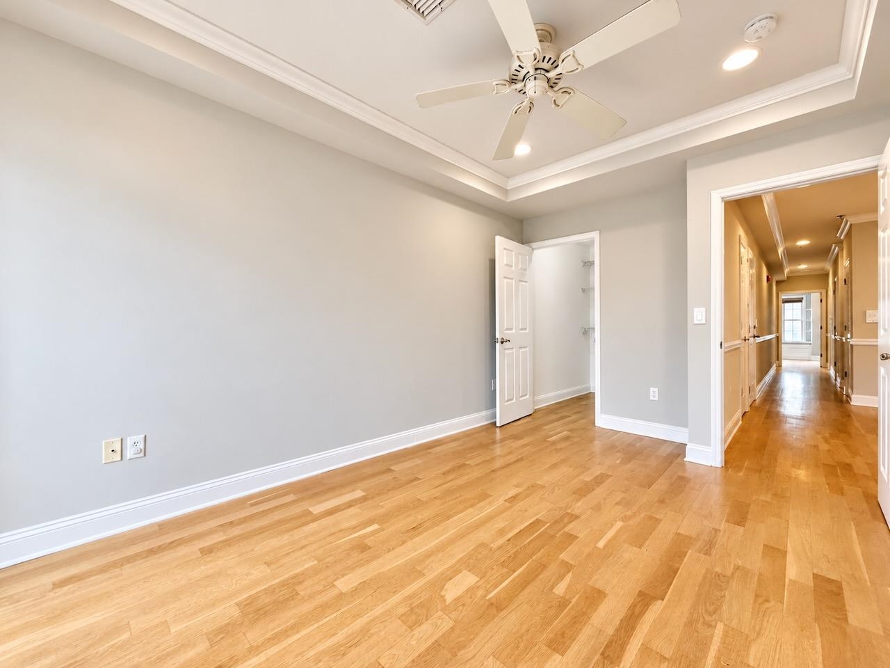 514 ADAMS ST Unit: 4