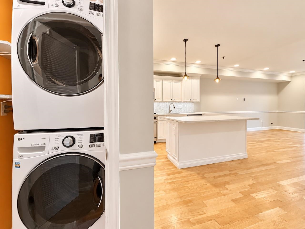 514 ADAMS ST Unit: 4