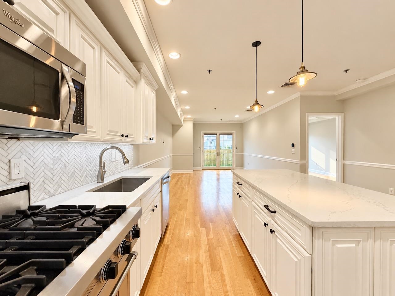 514 ADAMS ST Unit: 4
