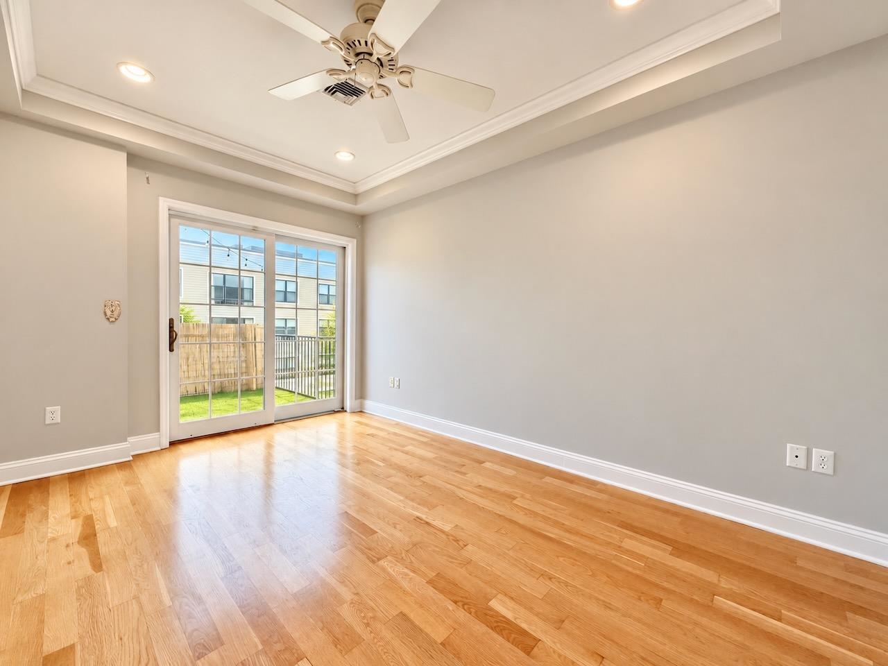 514 ADAMS ST Unit: 4
