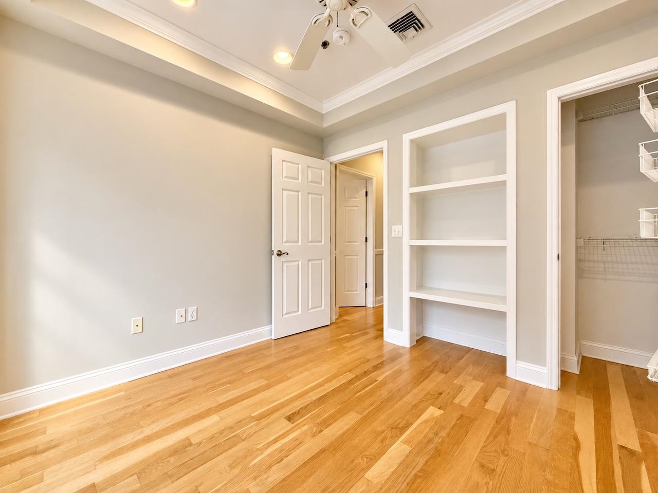 514 ADAMS ST Unit: 4