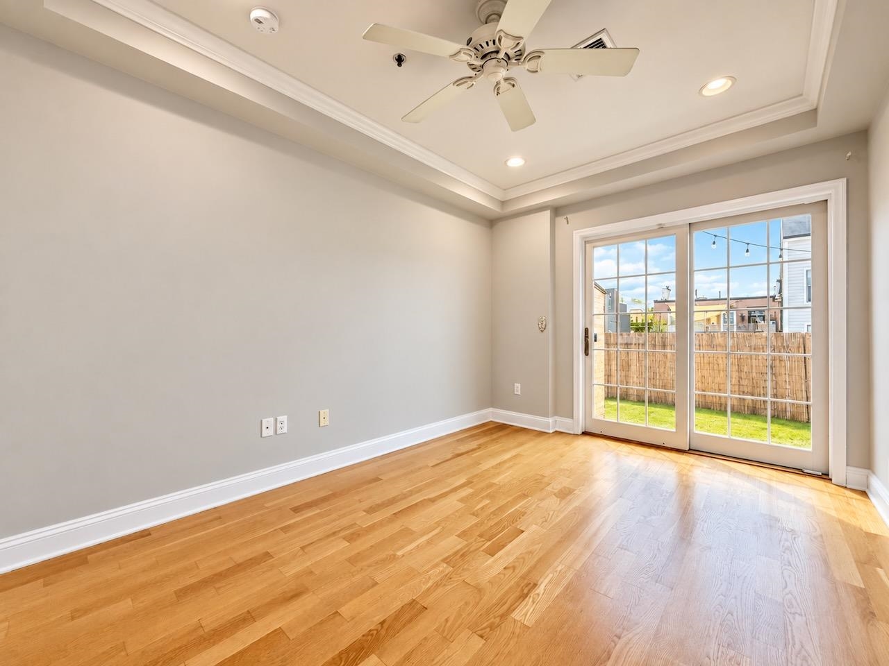 514 ADAMS ST Unit: 4