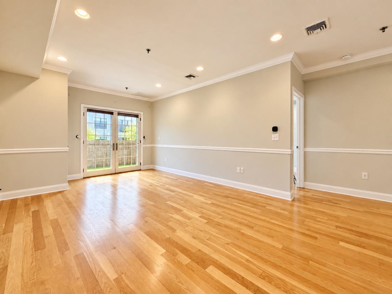 514 ADAMS ST Unit: 4