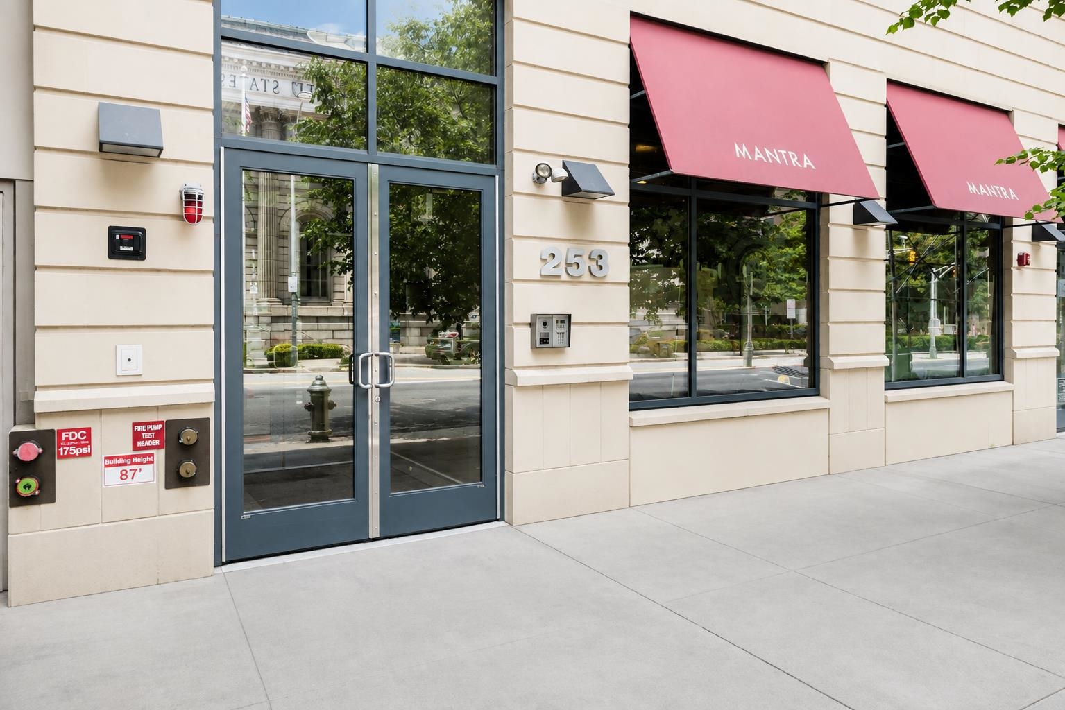 253 WASHINGTON ST Unit: 602