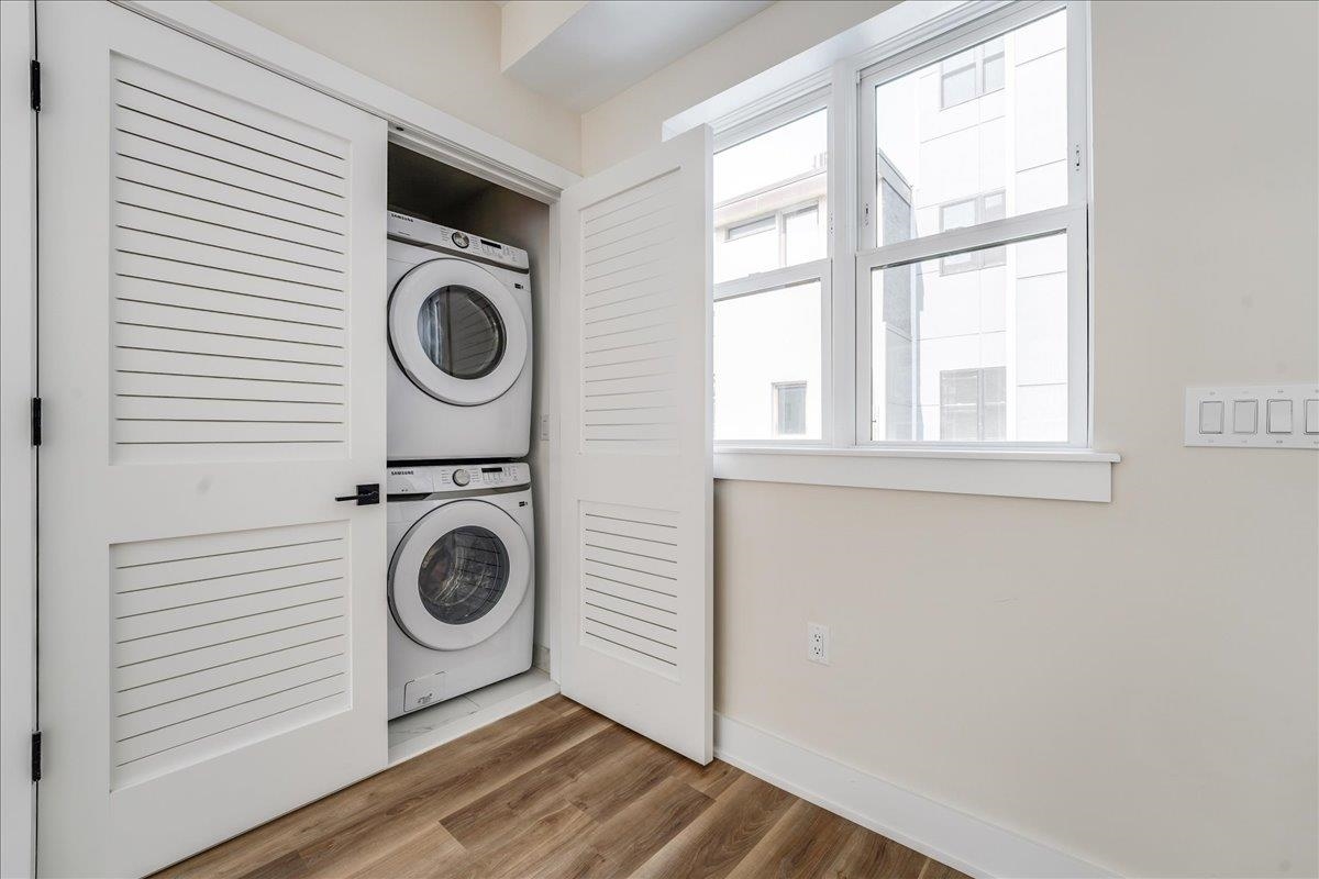 237 WASHINGTON ST Unit: 205