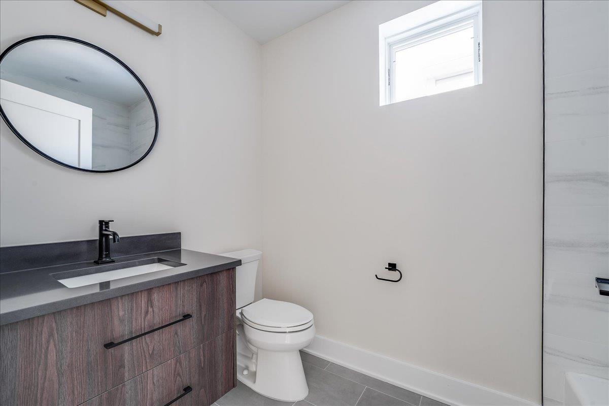 237 WASHINGTON ST Unit: 205