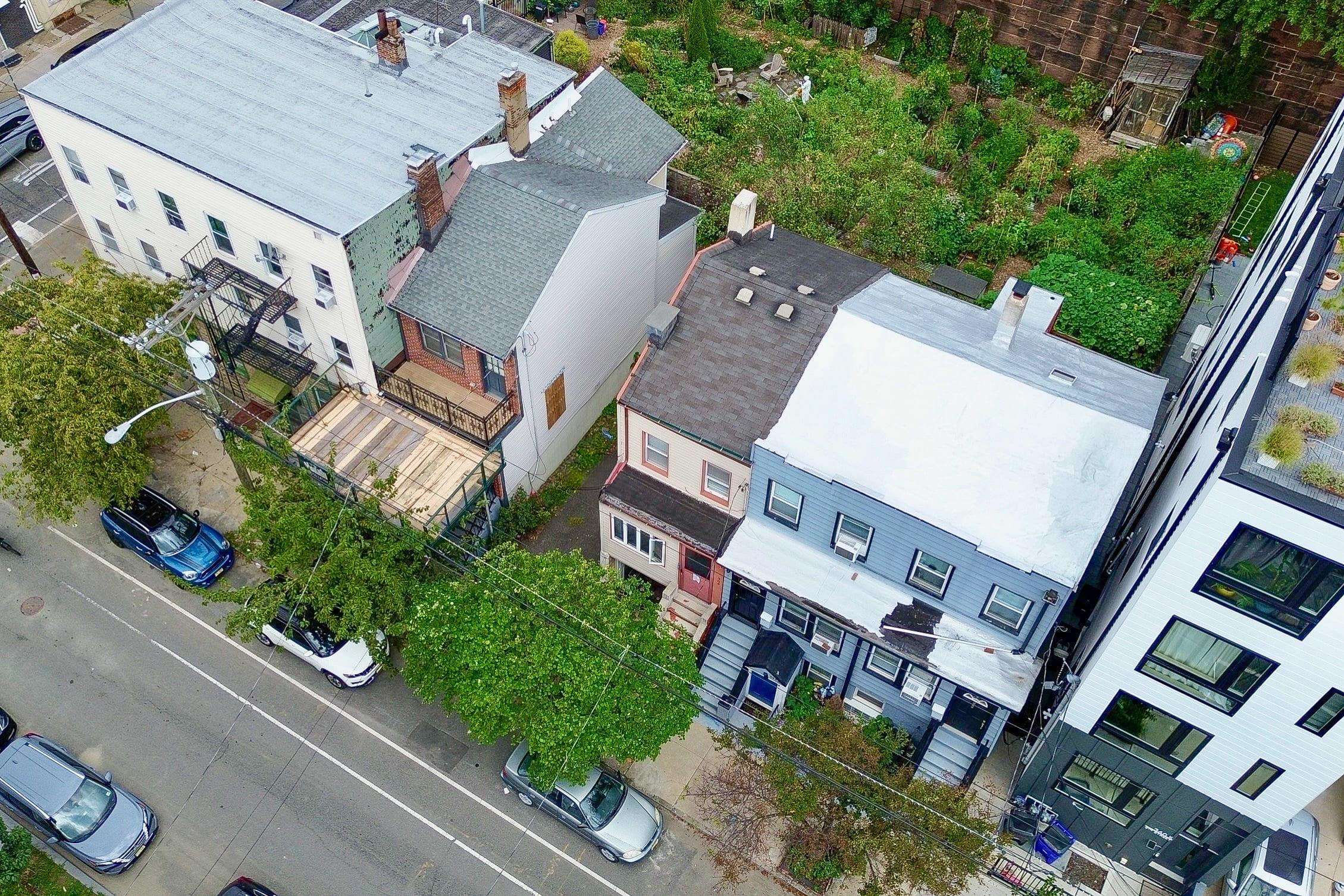 364.5 5TH ST