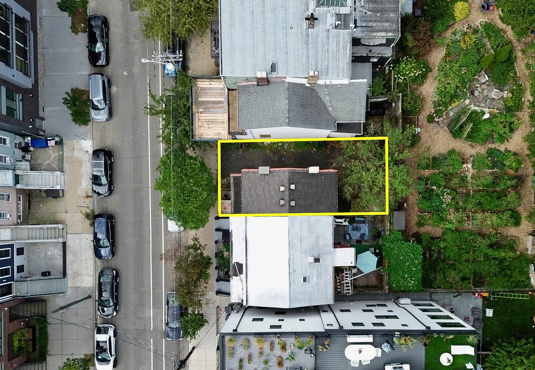 364.5 5TH ST