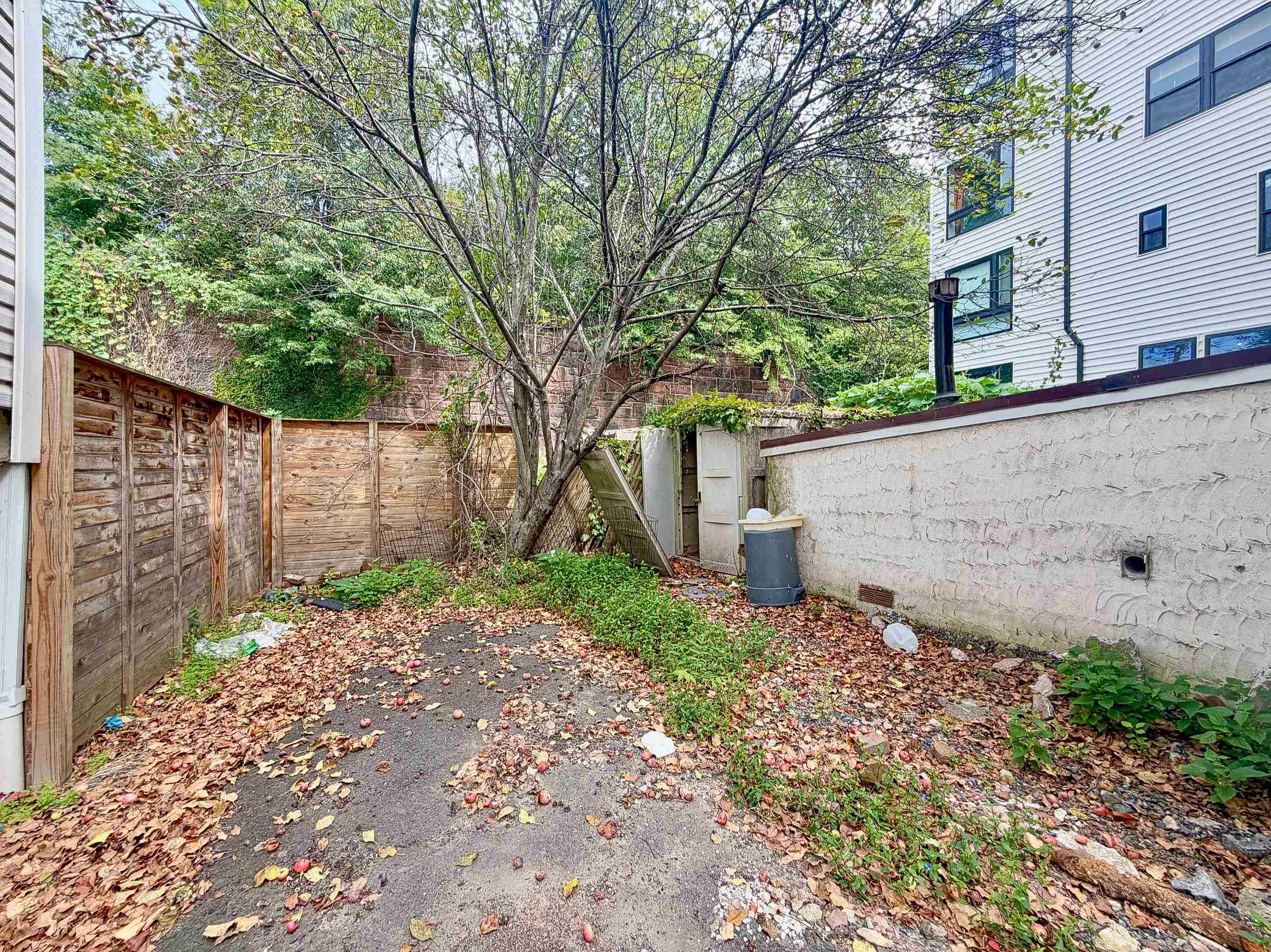 364.5 5TH ST