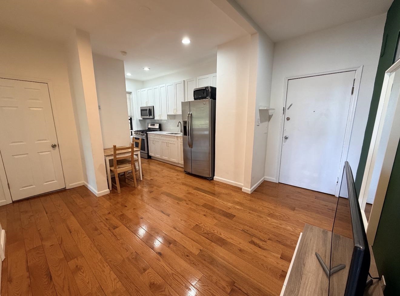 7612 PARK AVE Unit: B7