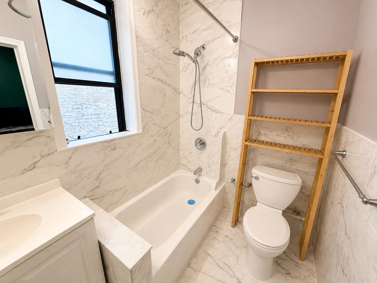 7612 PARK AVE Unit: B7