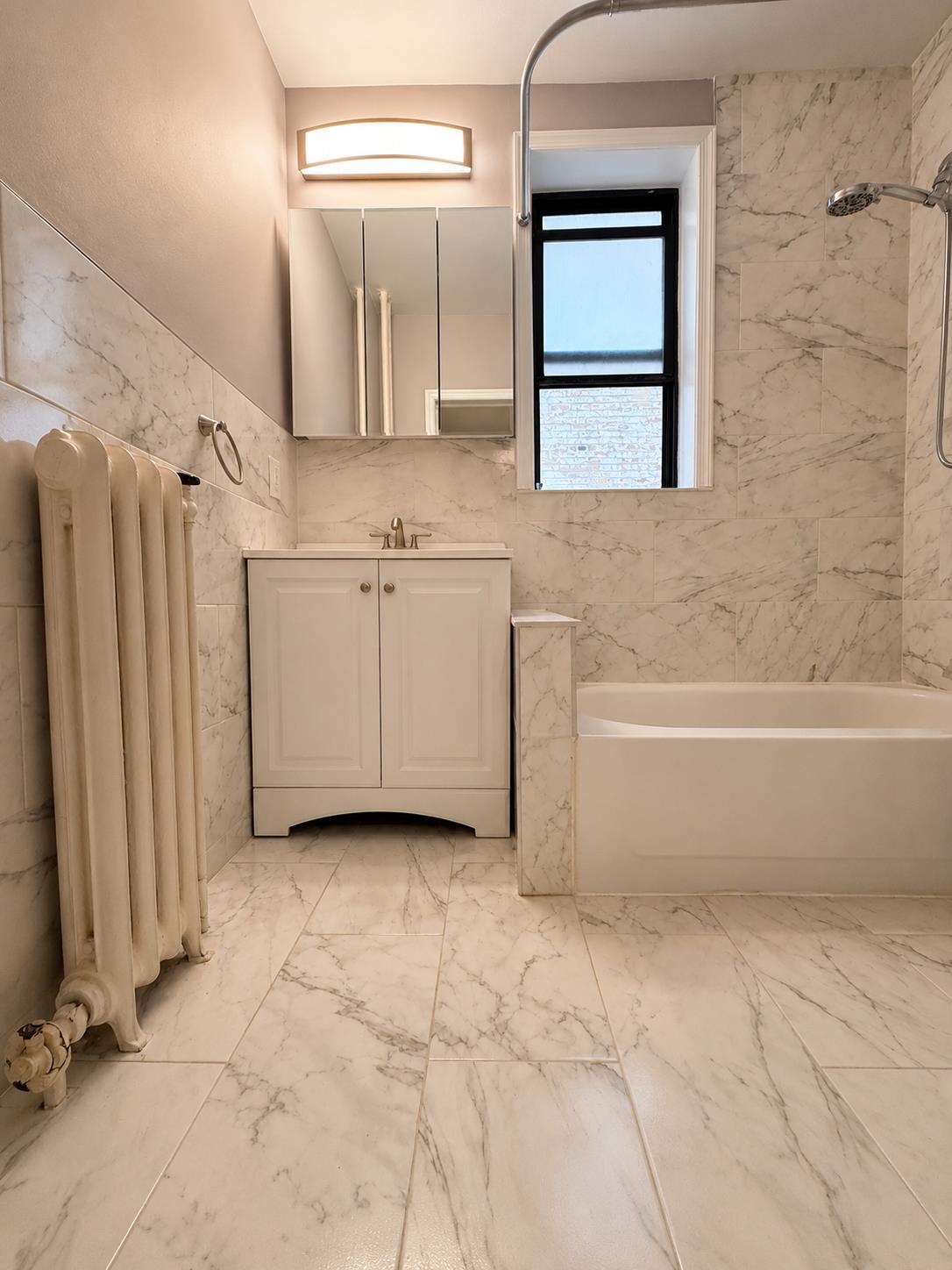 7612 PARK AVE Unit: B7