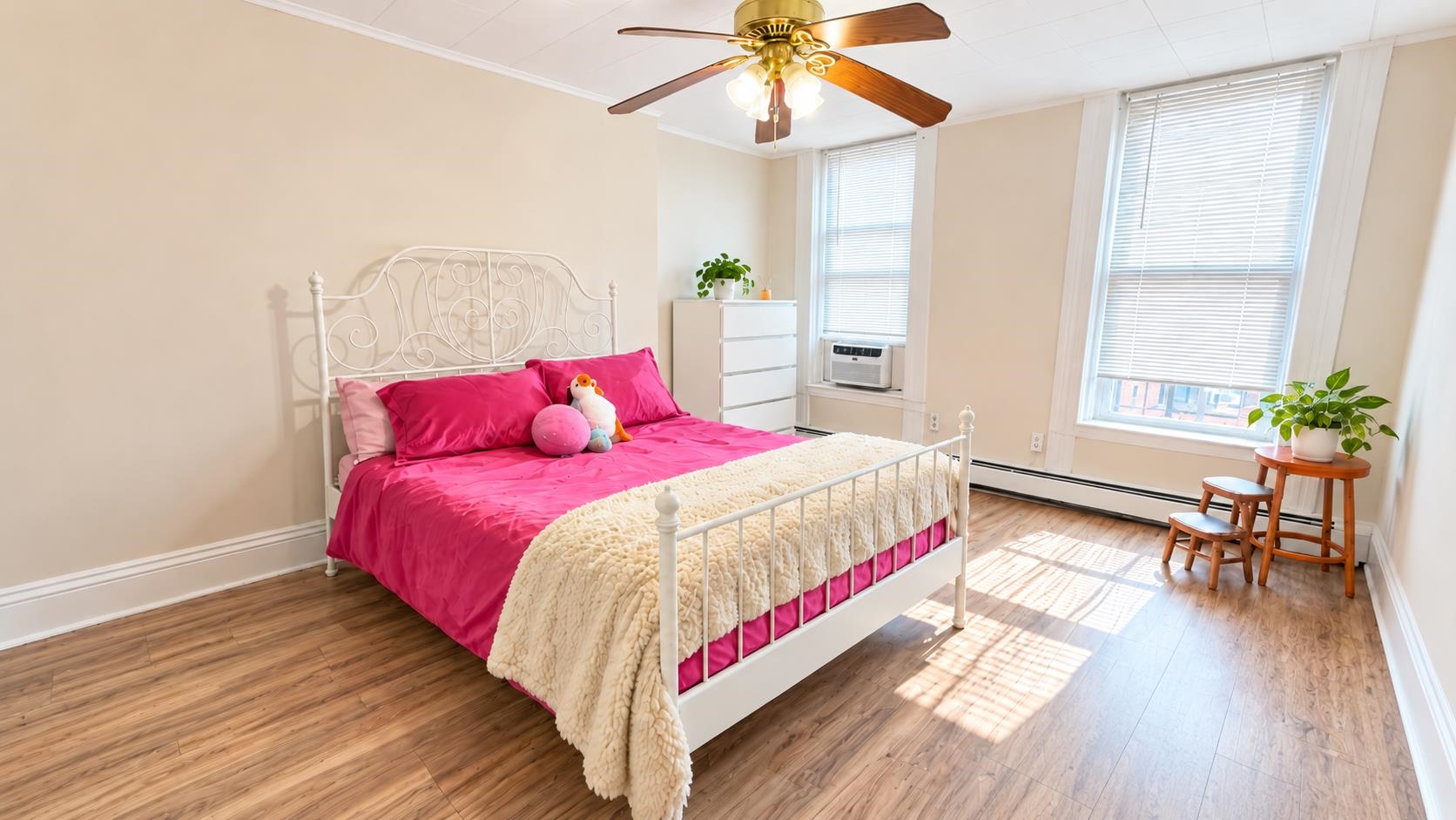 90 JORDAN AVE Unit: 8