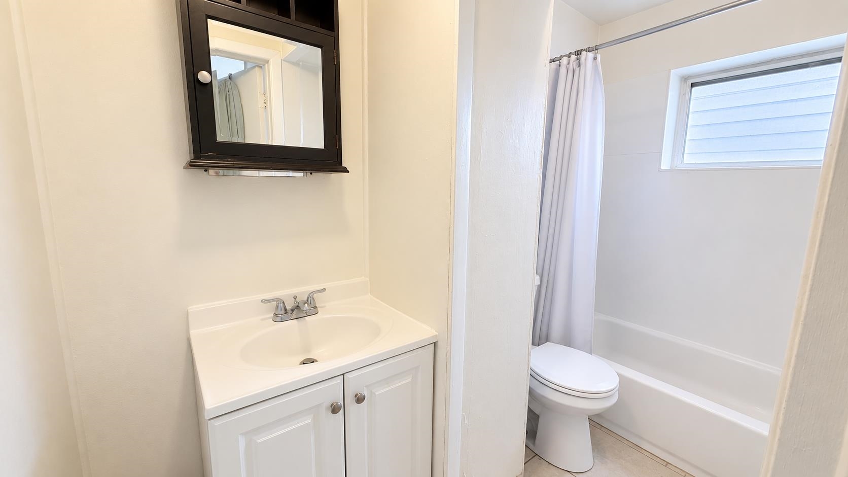 90 JORDAN AVE Unit: 8