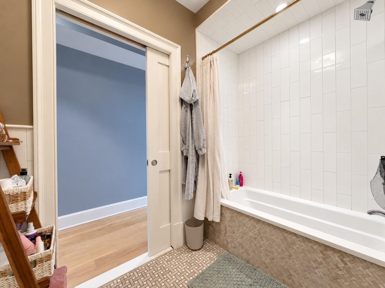 500 JEFFERSON ST Unit: 1