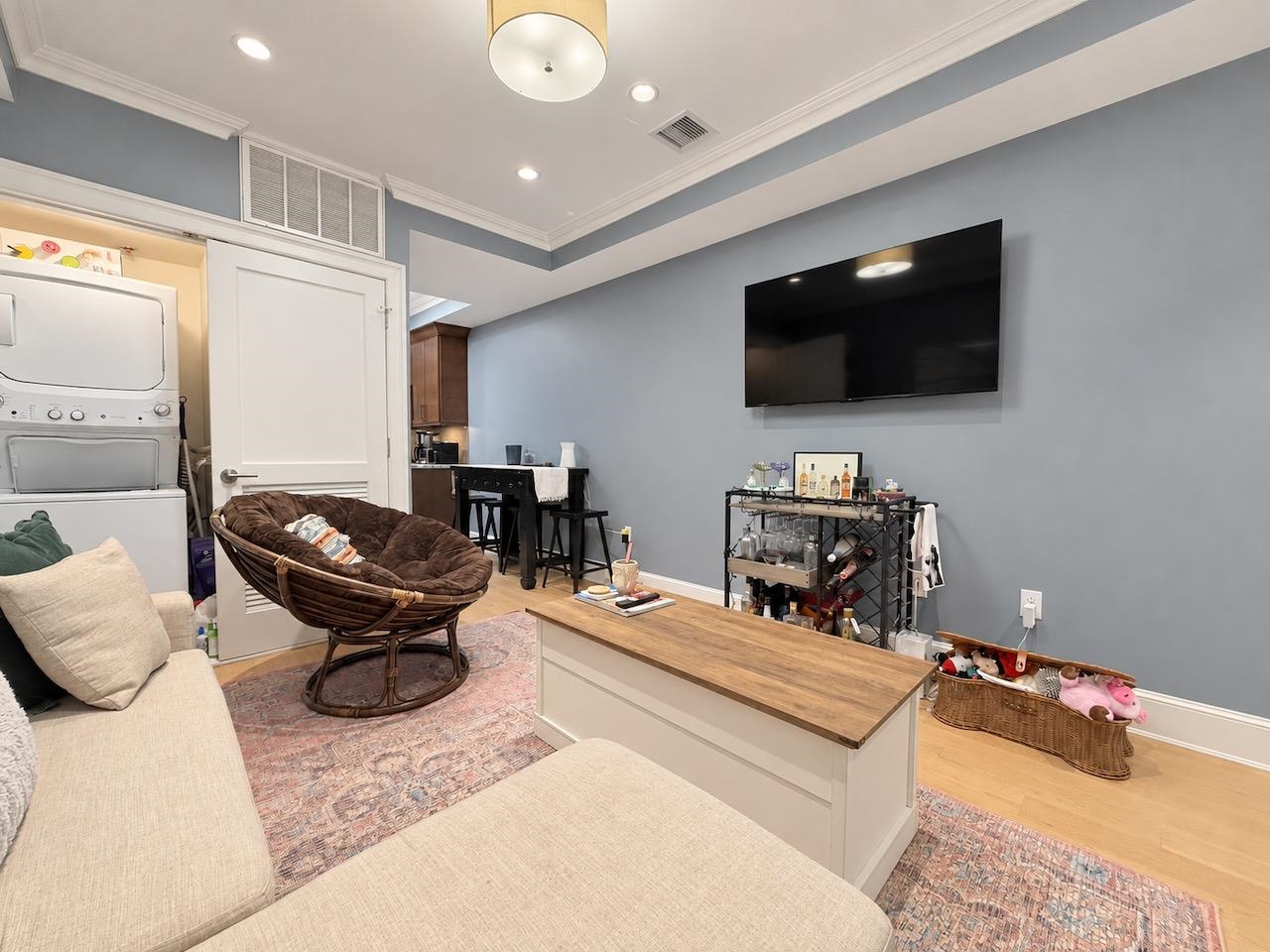 500 JEFFERSON ST Unit: 1