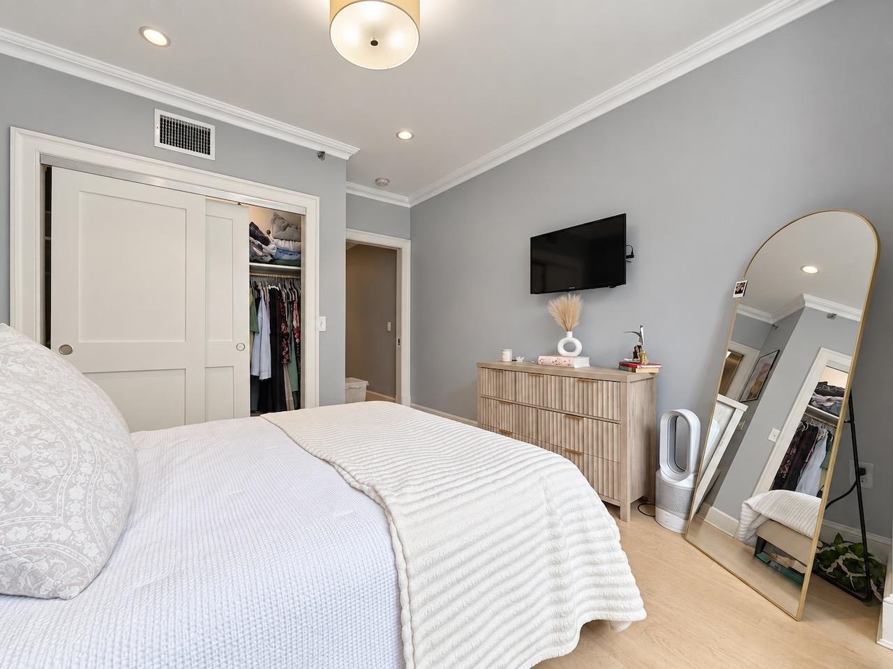500 JEFFERSON ST Unit: 1