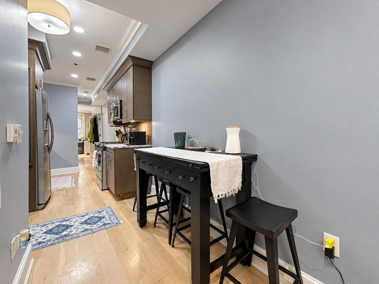 500 JEFFERSON ST Unit: 1