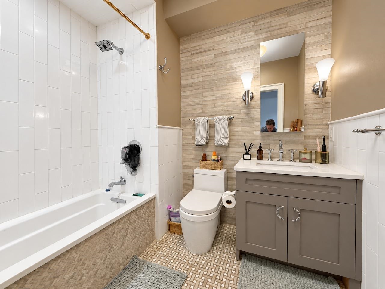 500 JEFFERSON ST Unit: 1