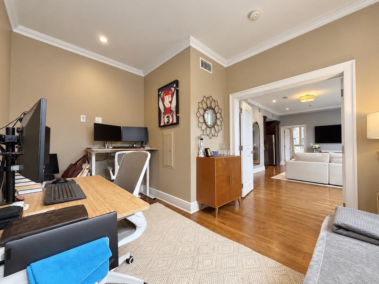 313 1ST ST Unit: 3A
