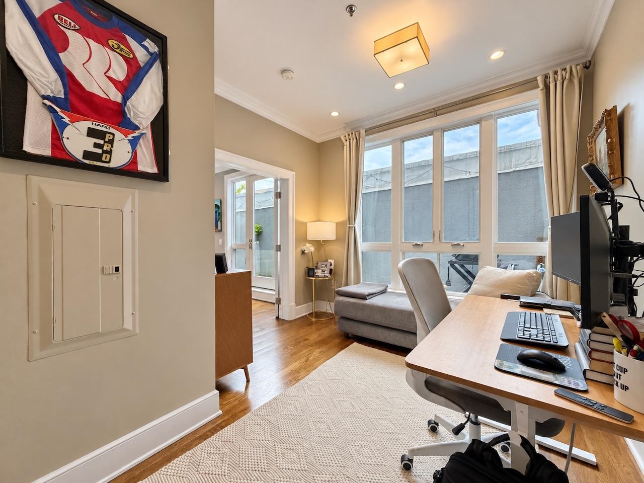 313 1ST ST Unit: 3A