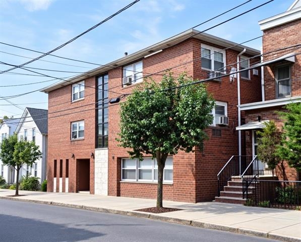116 71ST ST Unit: 13