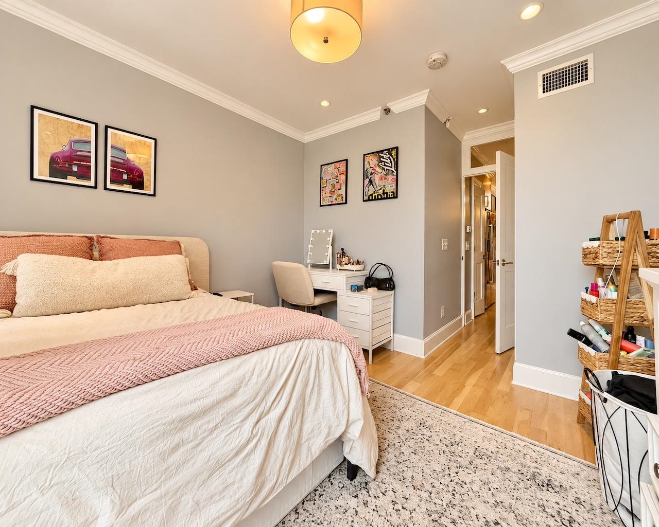 604 ADAMS ST Unit: 6