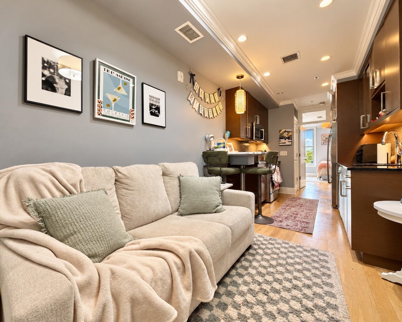 604 ADAMS ST Unit: 6
