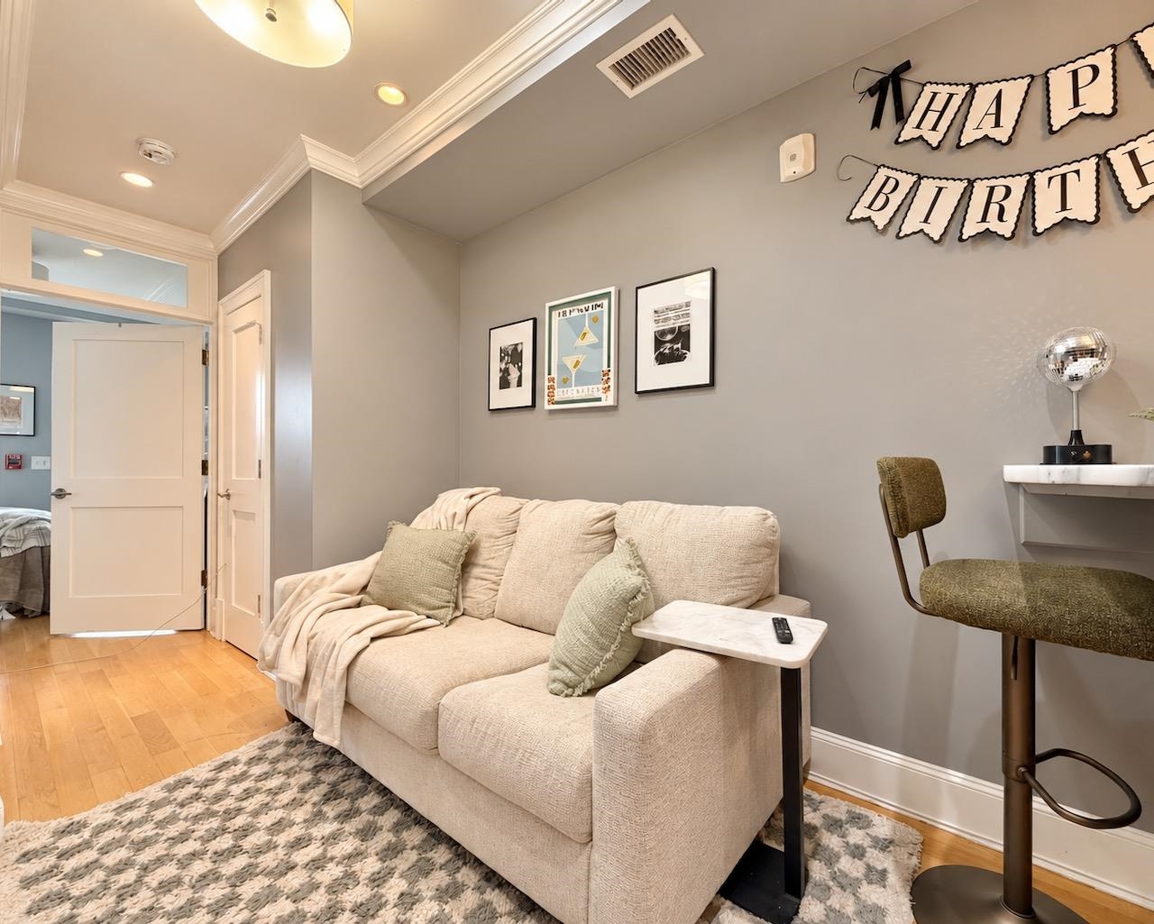 604 ADAMS ST Unit: 6