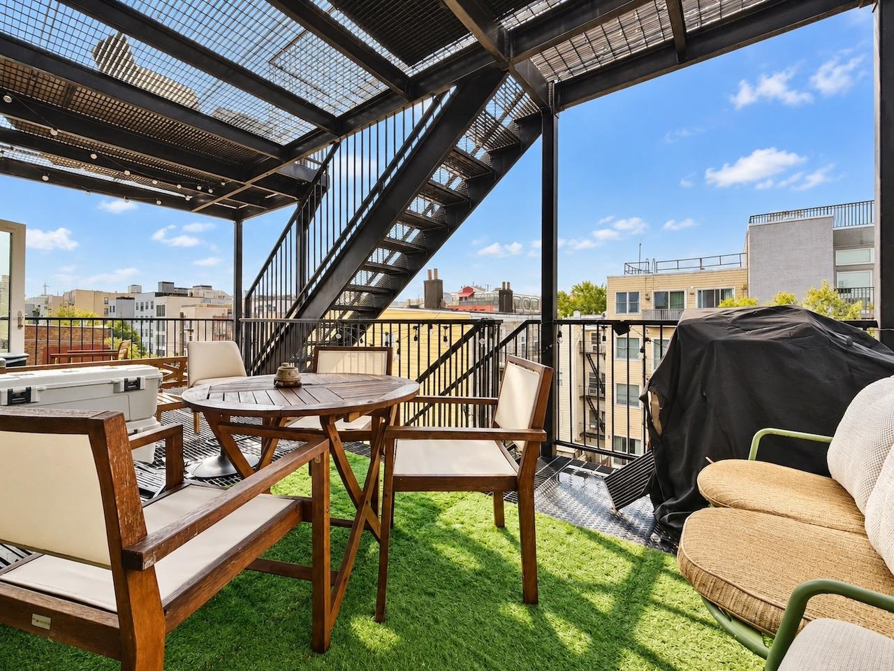 604 ADAMS ST Unit: 6