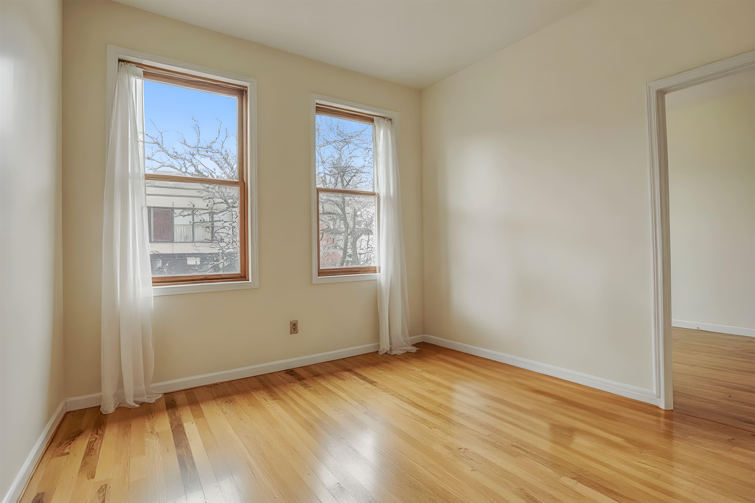 618 WASHINGTON ST Unit: 3