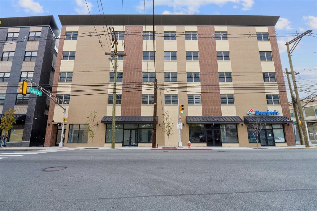 311-315 WEST SIDE AVE Unit: 106