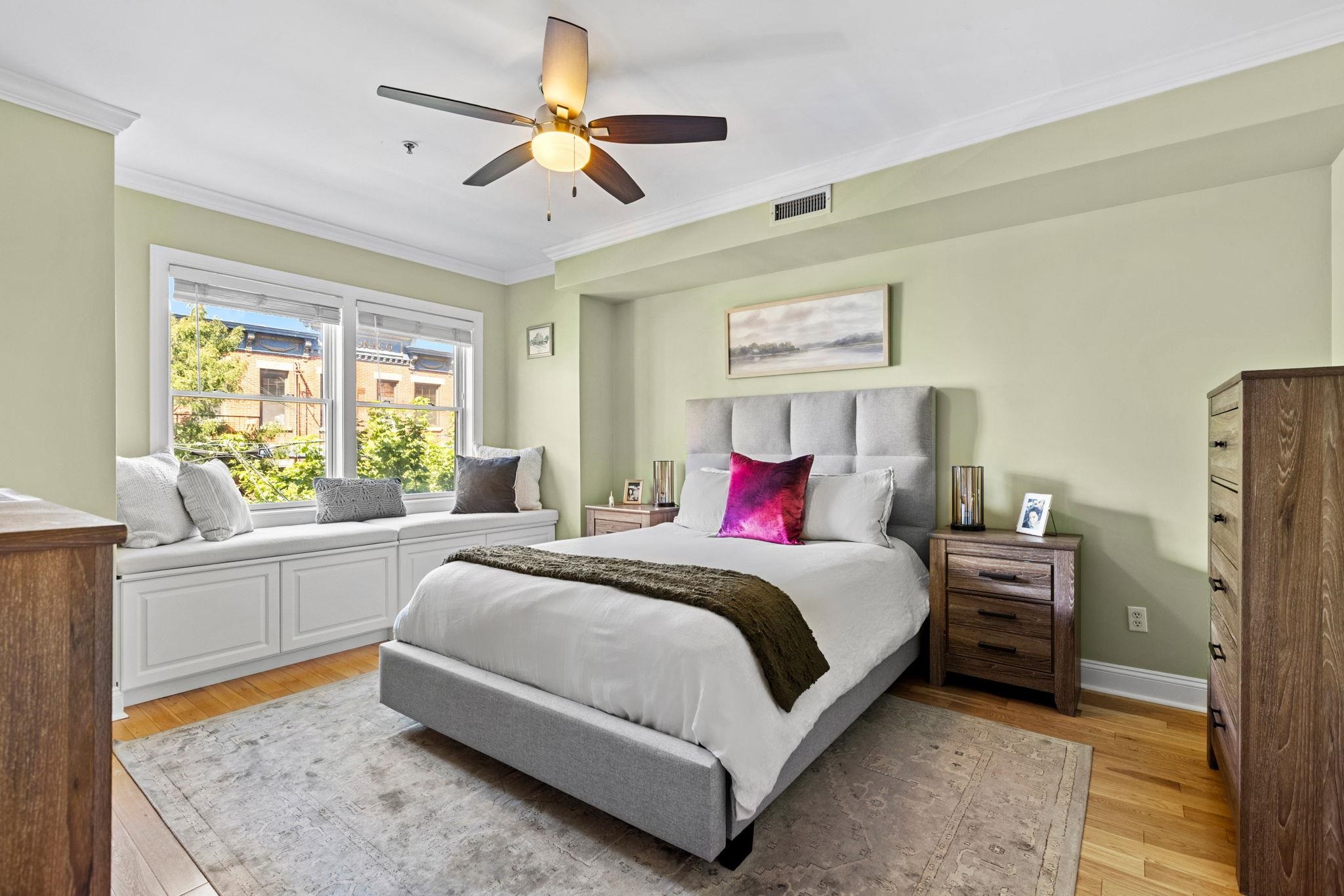 415 MADISON ST Unit: 2