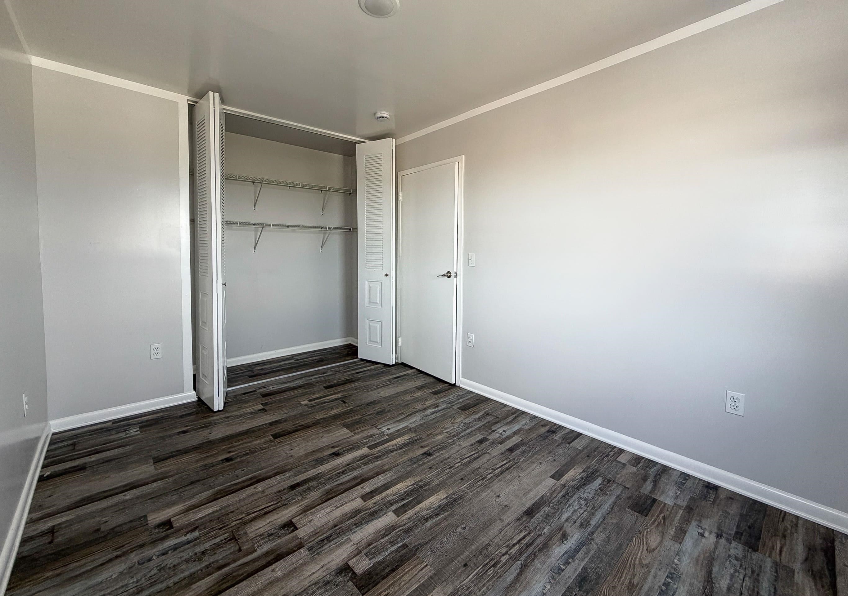 1817 JOHN F KENNEDY BLVD Unit: 5E