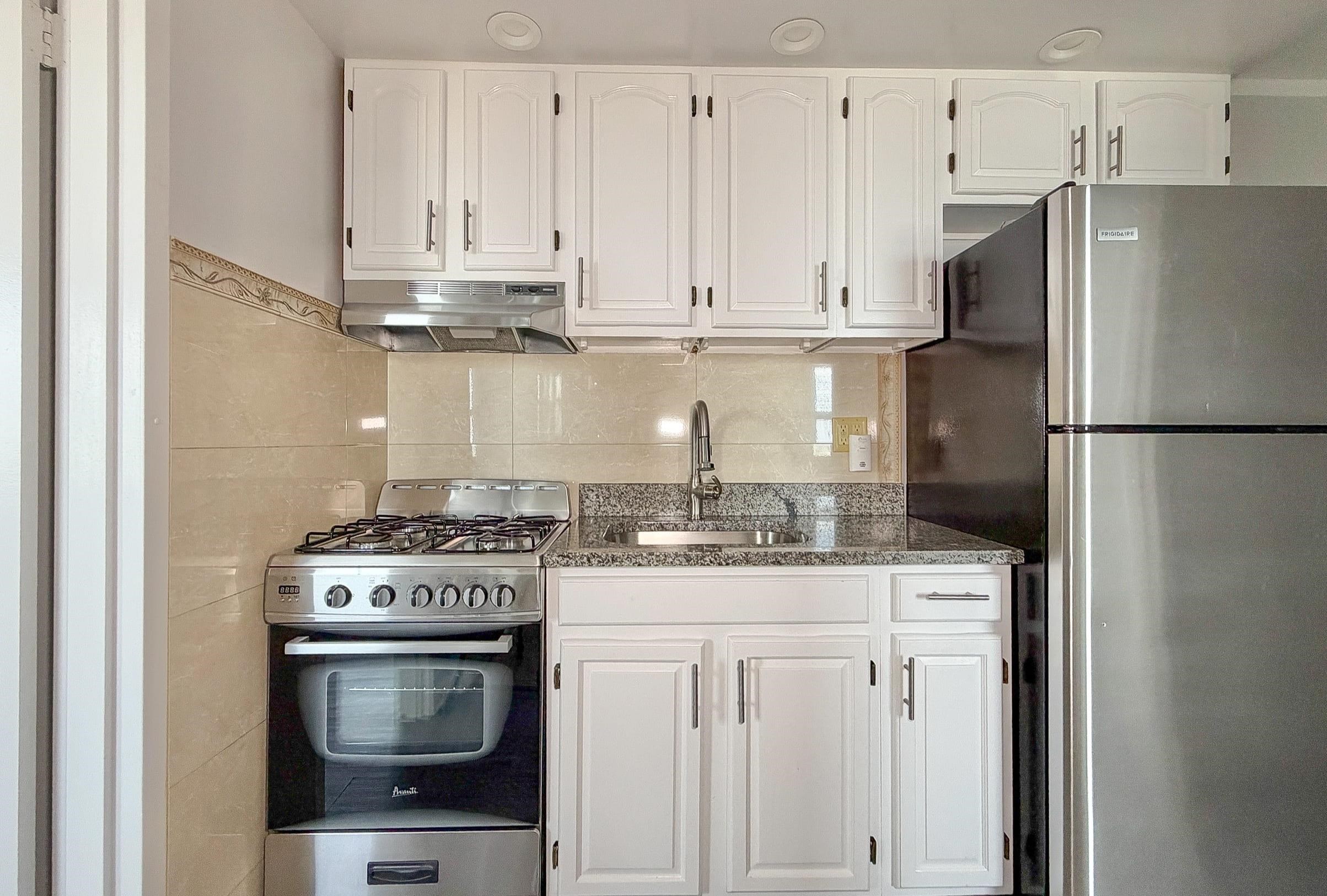 1817 JOHN F KENNEDY BLVD Unit: 5E