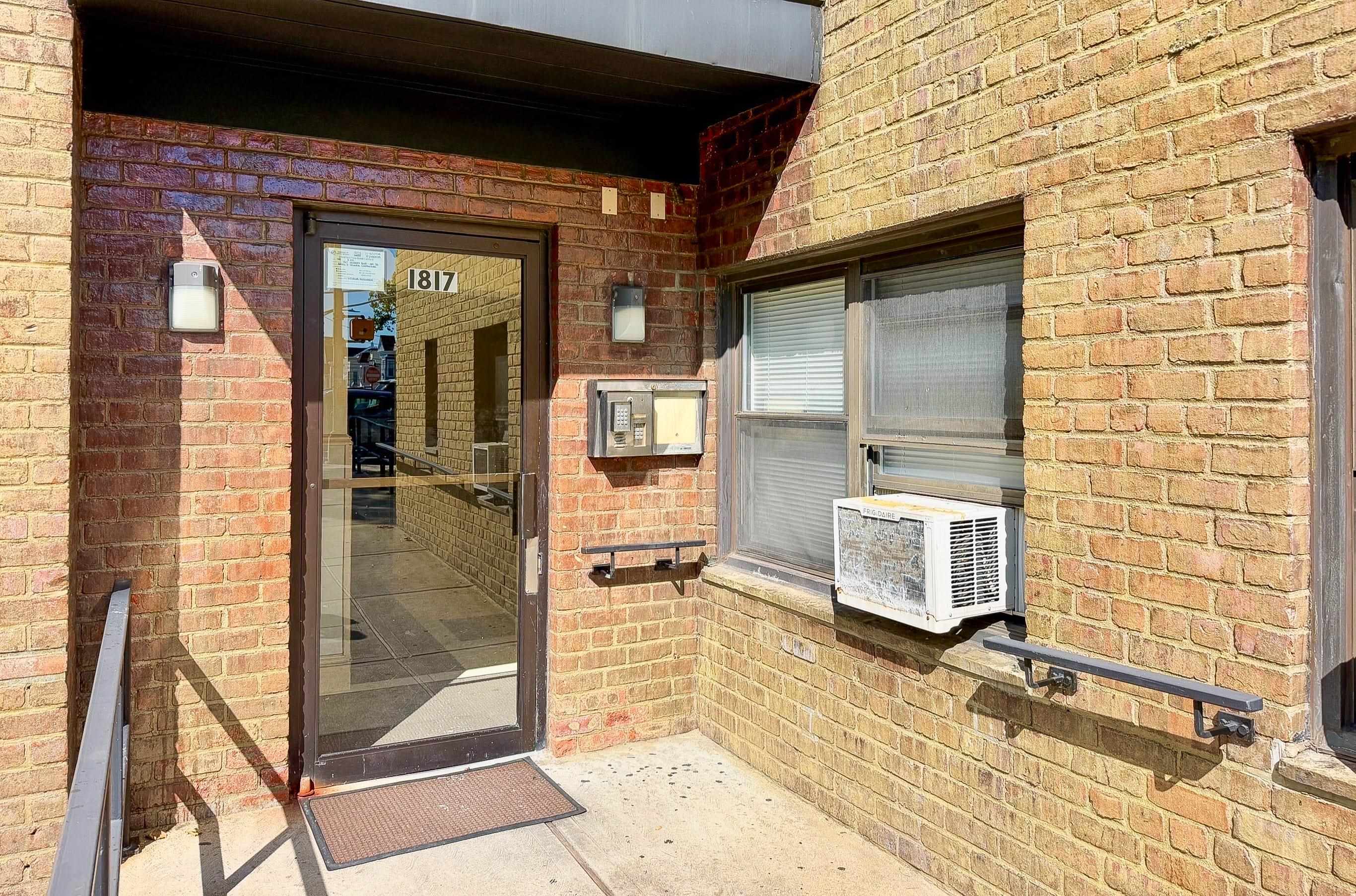 1817 JOHN F KENNEDY BLVD Unit: 5E