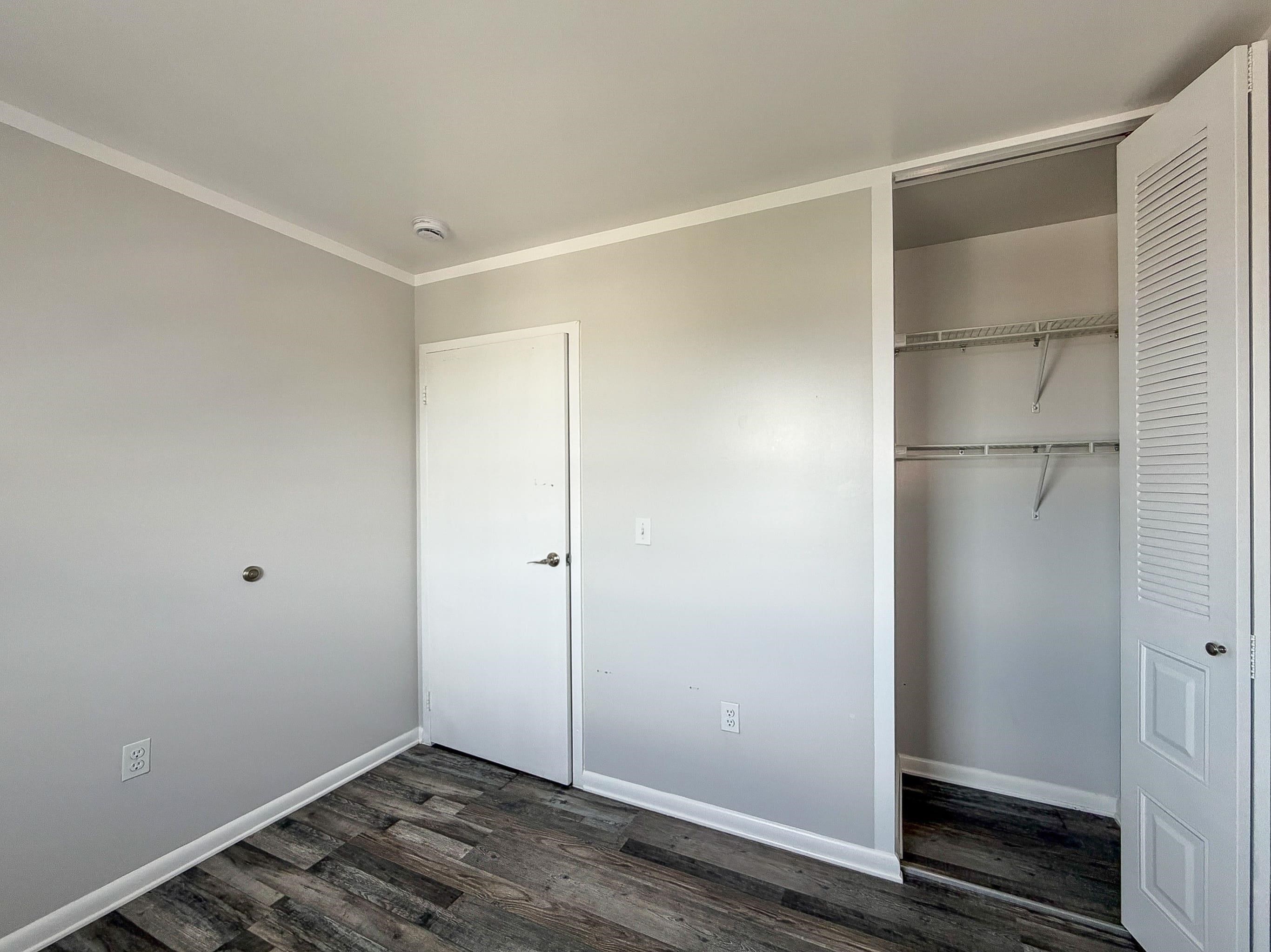 1817 JOHN F KENNEDY BLVD Unit: 5E