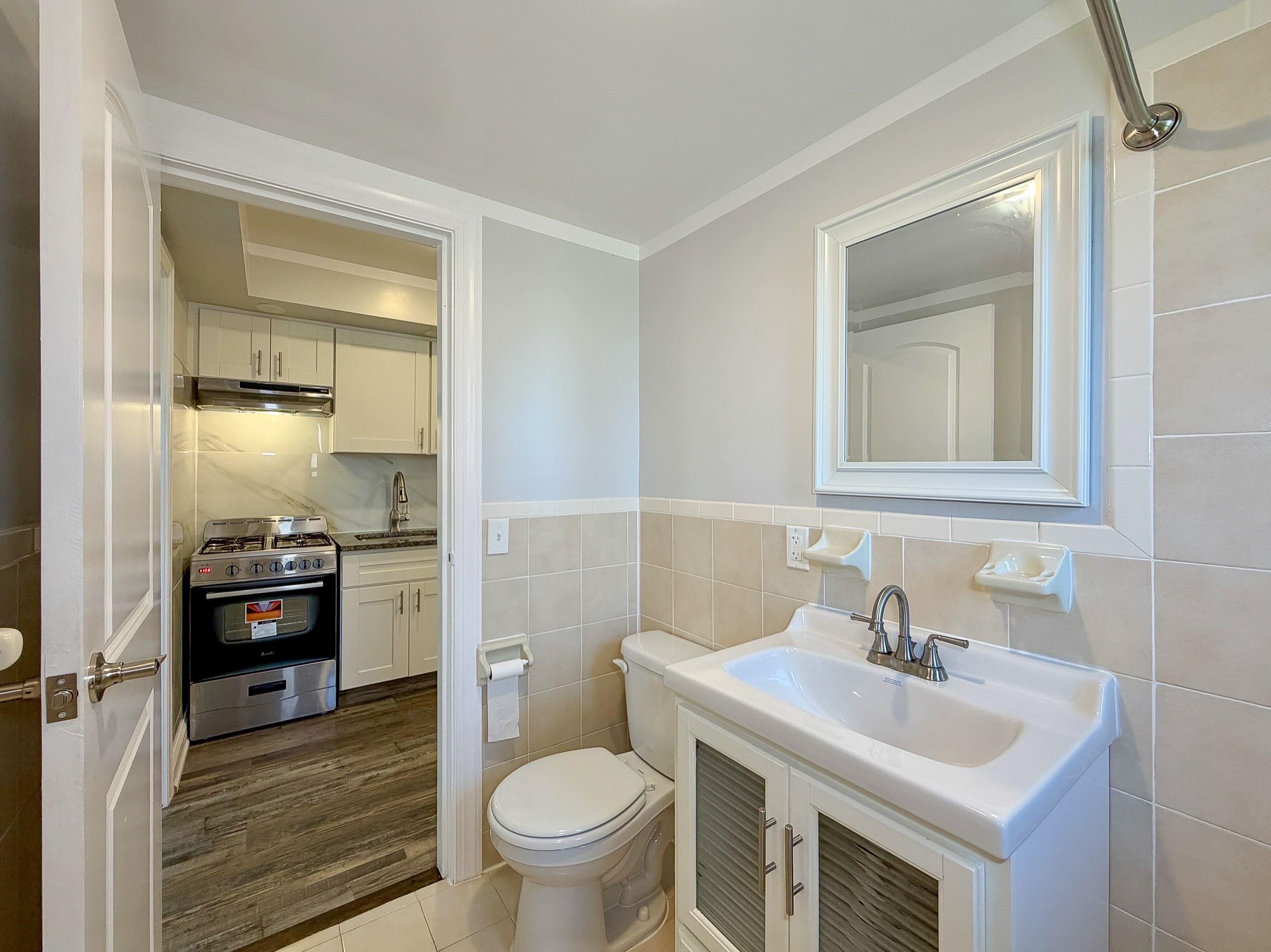 1631 KENNEDY BLVD Unit: 4H