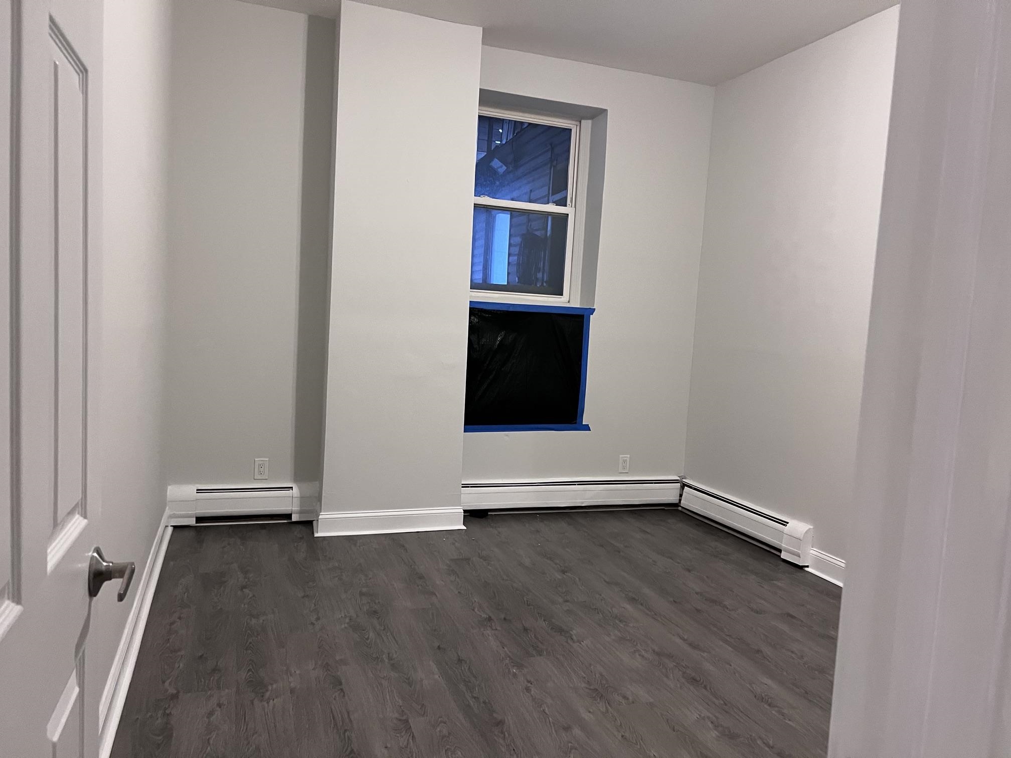 872 BERGEN AVE Unit: 4